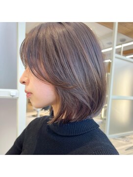 アフロートリノ(AFLOAT Leino) 小顔ヘルシーレイヤースタイル透明感カラー【修】20代30代40代