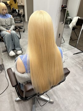 ユエン(YUEN) 抜きっぱなしブロンド