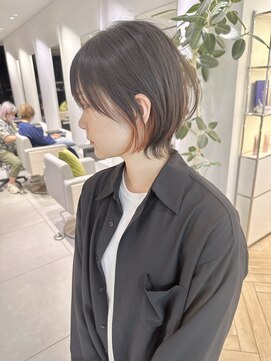 ステアケース 武蔵小杉店(stair:case) 黒髪インナーカラーハイライトピンク外ハネショートウルフ