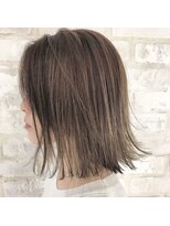 カルラ(Karra) 外ハネボブ