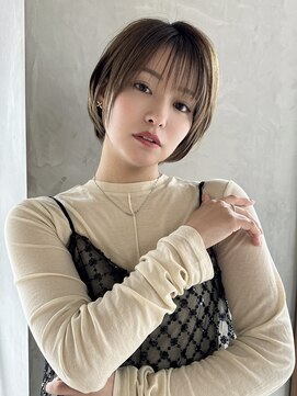 リリー(Lilly) 【Lilly】オリーブベージュが相性抜群のショートボブ