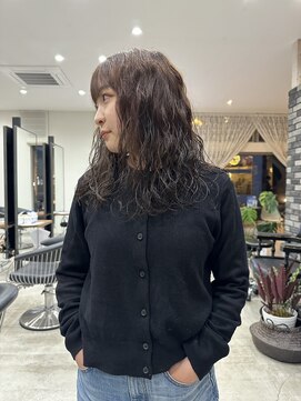カットアンドトータルビューティ ヴァンキャトル(Cut&Total Beauty VINGT QUATRE) カーリーヘア♪