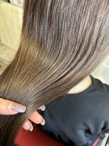 ロマンヤカタ ファース(ROMAN YAKATA fars) ツヤ感!髪質改善カラー@田島(2024/10)