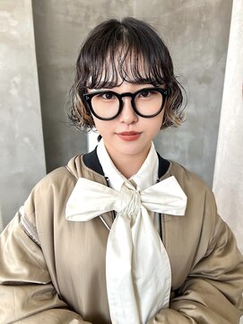 テトヘアー(teto hair) リップラインボブ　ミニボブパーマ　くるくるニュアンスブリーチ