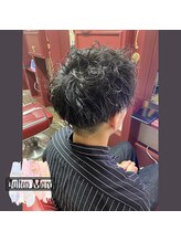 【炭酸泉ヘッドスパ】炭酸泉を使用し、頭皮の汚れや髪をケア♪マッサージ・リラクゼーション効果も◎