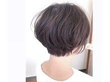 骨格に合わせたカットで、丸みのあるスタイルも長持ち♪