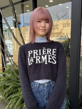 アルダー(ALDER) 透明感あるピンクの顔まわりレイヤー