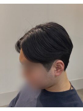 エクシア 西宮北口(EXCIA) 毛流れセンターパート