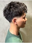 メンズショート 刈り上げ ビジネスヘア ニュアンスパーマ 20代