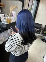 トリコ(ToricO)&nbsp;ブリーチカラー　デザインカラー　ブルーカラー　ハイトーン