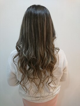 ラチャウ(La.Ciau) ハイライト＆ジュエルカラー＆エクステ３０本