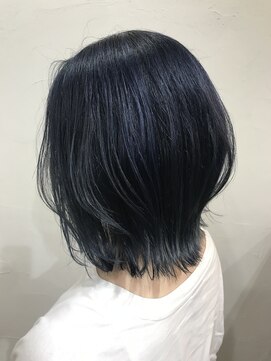 アリウス(ALIUS by posh) 【ALIUS 池袋小川真一】デニムカラー切りっぱなしボブ