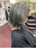 【カーキグレー】