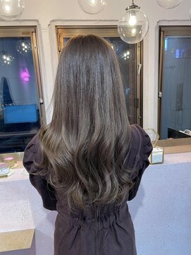 ルームバイシー 新宿(Loom. by Sea) 【ブリーチなし】ミルクティーベージュ/ショコラベージュ