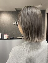 アラ サッポロオオドオリ(ala) 《ala》　ボブ×シルバーベージュ