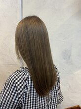 トロワ(Trois) cacaobeige