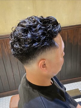 エルバルベロ 心斎橋(EL BARBERO) 宮城リョータパーマ