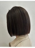 オリーブアッシュ柔らかボブ_30代40代50代60代におすすめ