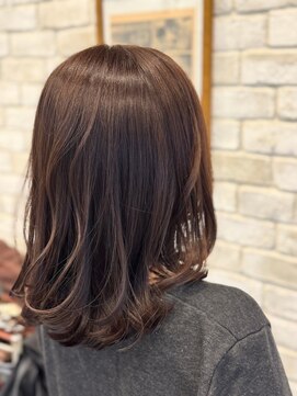 クロエ バイ ラヴィズム(CLOE by LUVISM) カット、カラー