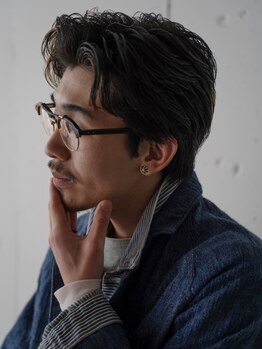 都雅の写真/トレンドと清潔感を兼ね備えた、“大人のカジュアル”を。