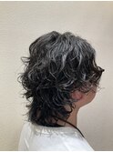 ハイレイヤーウルフミディアムツイストスパイラルパーマ