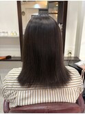 ダークブラウン