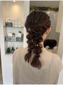 可愛いゆるふわ【ツイン編みおろし】お呼ばれヘアセット