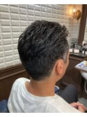 ナチュラル刈り上げオールバックスタイル