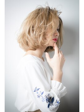 カバーヘア 上尾西口店(COVER HAIR) □外国人風ハイトーンカラーかきあげボブパーマ415上尾20代30代