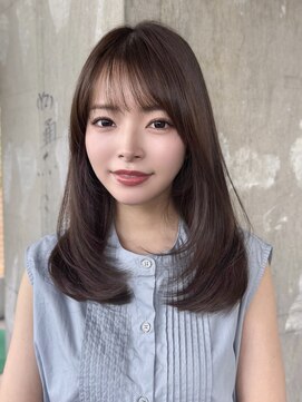 ロビー 表参道(ROBBY) ミディアムレイヤー/20代30代40代/顔周りカット/大人可愛いヘア