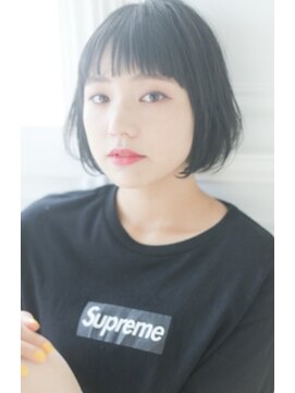 ジーナ 梅田(Zina) 【Zina 梅田】　イメチェン前下がりボブ