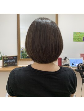 アリュール 琴崎店(ALURE) 丸みショートボブ