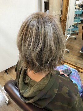 ハグエヴェック(HUG AVEC) ホワイトベージュ