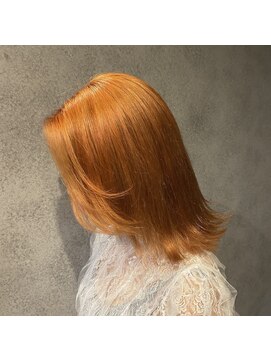 ヘアサロンM 新宿 オレンジカラー