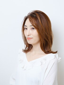 ウミネコ 表参道店(Umineko) 柔らかレイヤーミディ