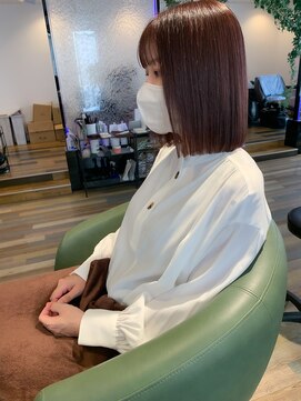 ヘアースパリゾート リアン 燕三条店(Lien) くすみピンク_タッセルボブ_切りっぱなし_