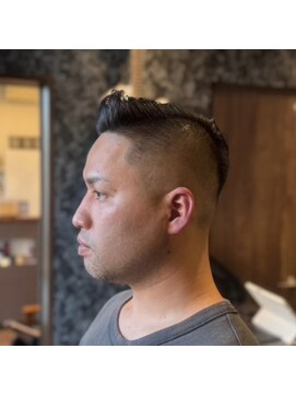 ディスイズザバーバー(This is The BarBer) スキンフェード