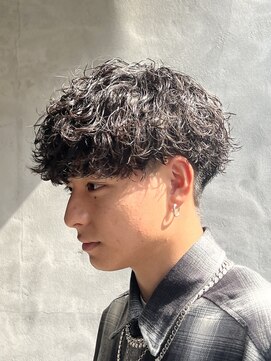 ササ 京都河原町店(33 SASA) 波巻きスパイラルパーマ前下がりマッシュ　京都河原町四条