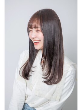 ルフュージュ バイ プロデュース 相模大野店(Refuge by Produce) チョコレートブラウン/レイヤーカット/ストレートロング