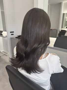 ナンバー 竪町(number+) 10代20代30代大人かわいい暗髪艶感ヨシンモリくびれミディアム