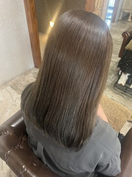 ヘアーアトリエ ラフェル(hair atelier Rafel) ミディアムヘア/アッシュブラウン