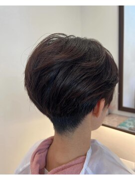 サロンドモモ(Salon de MoMo) 刈り上げハンサムショート♪