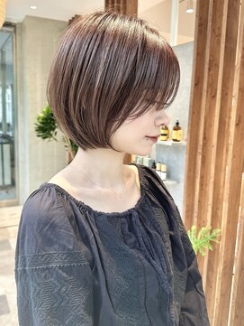 ビュートリアム 南青山(BEAUTRIUM) ショートボブショートヘア丸みショート長めショート表参道青山