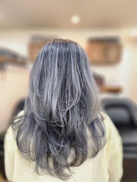 バレイヤージュ×グレージュ×ウルフレイヤー