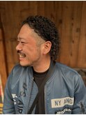 ツーブロック　スパイラルパーマ　