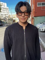 シゼン(SHiZEN.)&nbsp;センターパートマッシュ