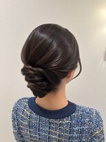アロッタ 池袋(alotta)&nbsp;ツヤっと！上品にシニヨンスタイル