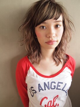 ナヌーク シブヤ(nanuk shibuya) YOUさん風◇クシャッとしたクセ感ウェーブ◇ショートバング