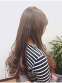 アッシュグレージュ