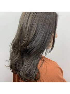 アヴァンス 江坂店(AVANCE.) フォギーグレージュ